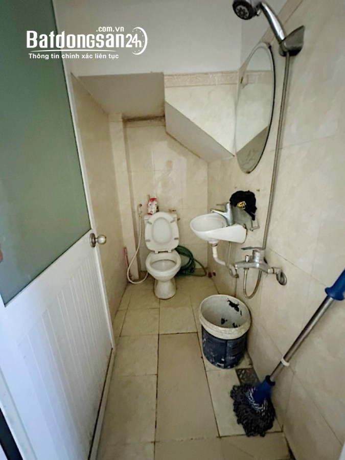 Bán nhà Đường Cách Mạng Tháng Tám, Phường 15, Quận 10