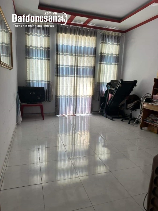 Bán Nhà Mặt Tiền Trần Thái Tông, Tân Bình, 114m2, 3 Tầng, Nở Hậu, Nhỉnh 14 Tỷ TL.
