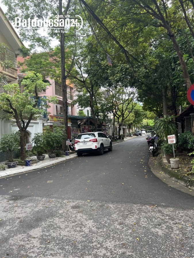 Bán biệt thự, villas Phường Dịch Vọng, Quận Cầu Giấy