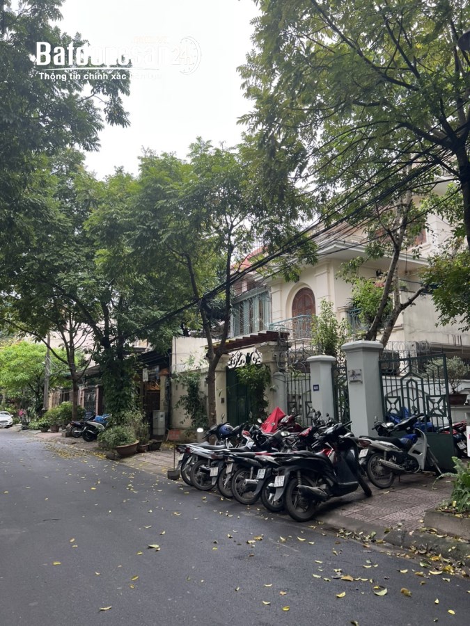 Bán biệt thự, villas Phường Dịch Vọng, Quận Cầu Giấy