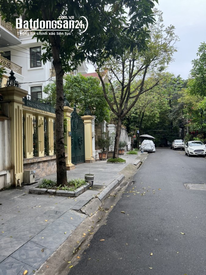Bán biệt thự, villas Phường Dịch Vọng, Quận Cầu Giấy