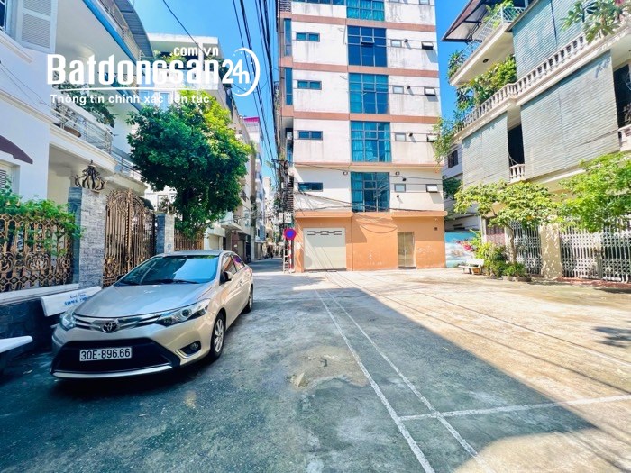 Siêu Đẹp! Phố Tô Vĩnh Diện 3 mặt tiền 102m2, 3T, MT12m hiếm quận Thanh Xuân