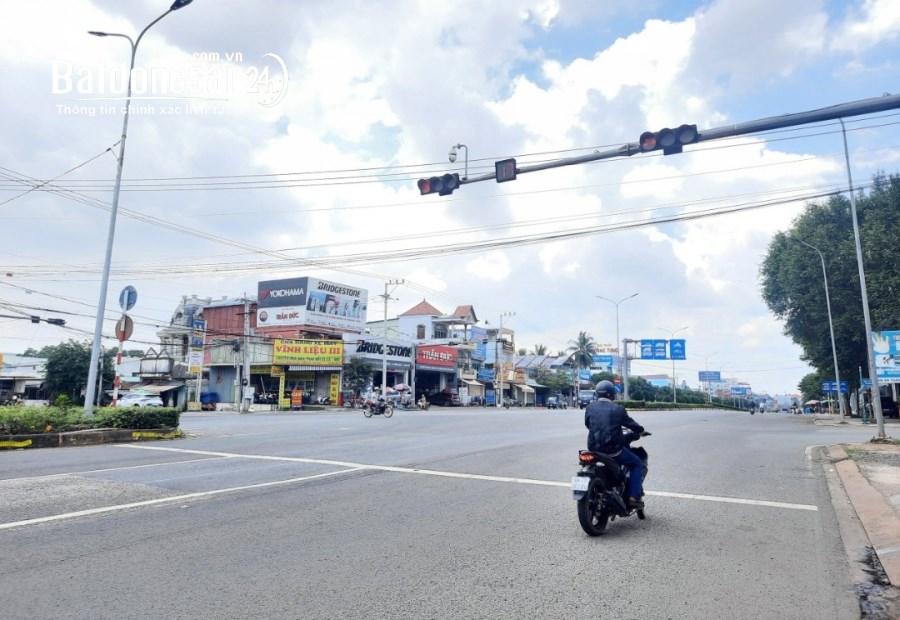 Bán lỗ 430 triệu hơn 230m2 đất kế bên khu công nghiệp 