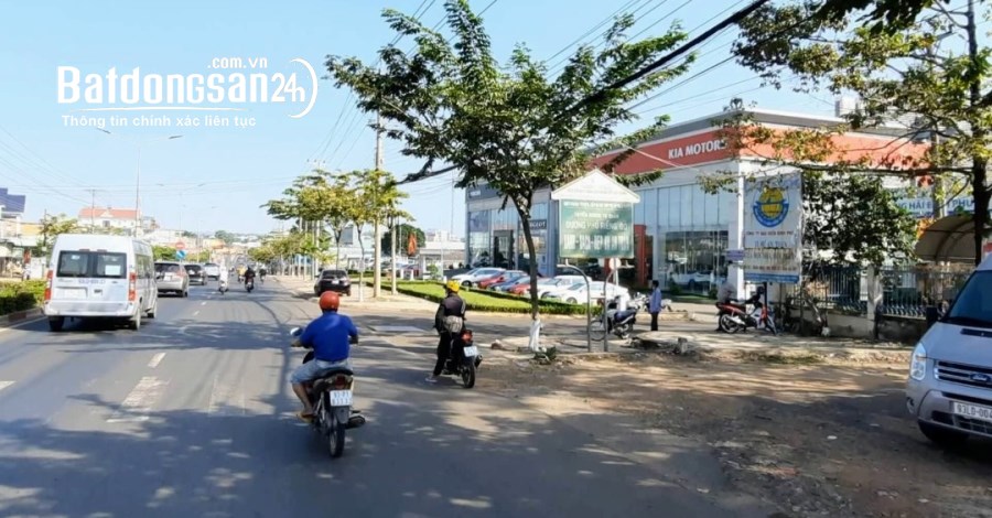 Bán lỗ 430 triệu hơn 230m2 đất kế bên khu công nghiệp 