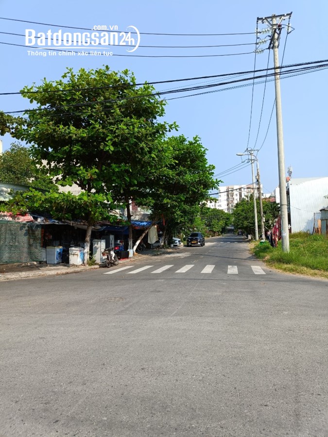 TT PB SƠN TRÀ  ĐÀ NẴNG. BÁN ĐẤT TẶNG NHÀ DÃY TRỌ DT 130M2 NHÀ C4 LÔ GÓC PHẠM VĂN XẢO.