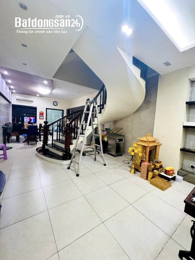    KHU VIP ĐẦM TRẤU-16 CHỖ VÀO NHÀ-TIỆN ÍCH ĐỈNH CAO-NHÀ ĐẸP Ở NGAY-110M 20xTỶ 
