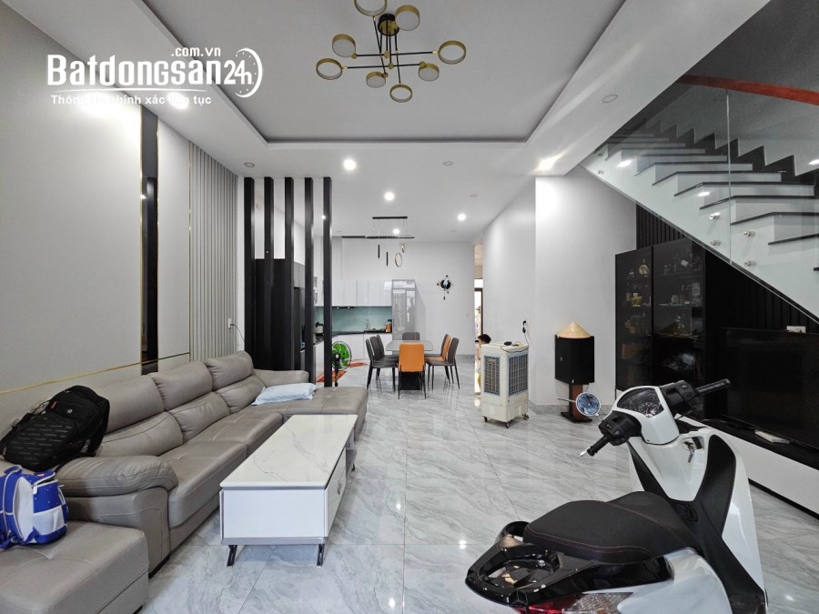 Bán biệt thự mini đường Đồng Khởi phường Tân Hiệp. DT 6x22m giá 6,5 tỷ.