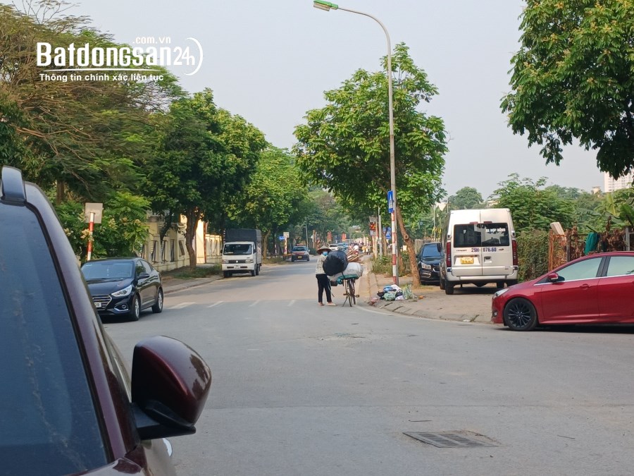 Bán tòa nhà KDTM đa ngành nghề P. Phúc Đồng, Q. Long Biên. 255m2 giá 51 tỷ
