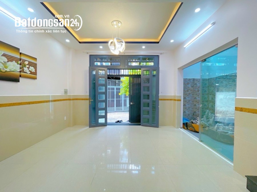 Bán nhà đường Thích Quảng Đức, Phường 5, Quận Phú Nhuận, 4 tầng, 4,6m x 13m, mới 100%