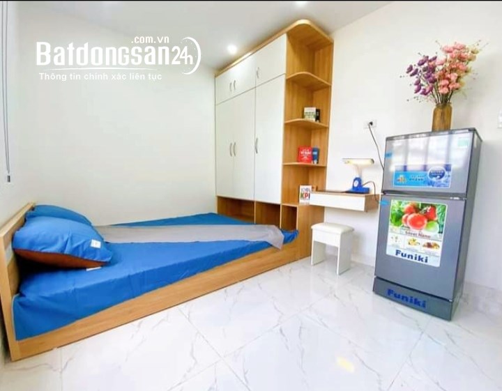 Bán toà nhà cho thuê Dịch Vọng Hậu Cầu Giấy 68m*7T giá 14.7 tỷ, doanh thu 90 triệu/th