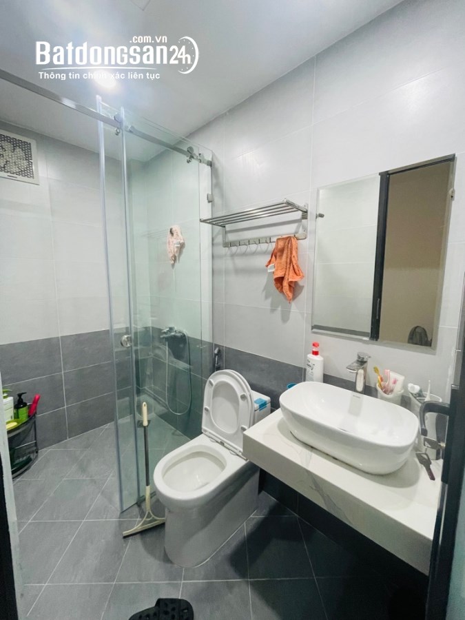 Bán nhà Yên Duyên, 50m ra phố, View Gamuda, 5 tầng tự xây, 40m2, 4.35 tỷ 