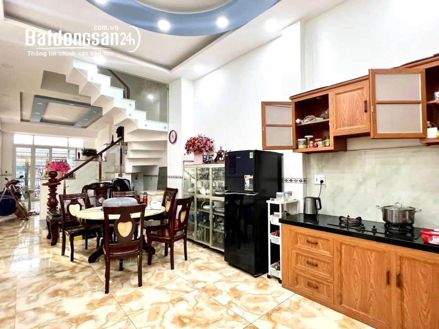 Chính chủ bán lỗ nhà 2 tầng, Lê Văn Lương, Phước Kiển, 81m2, chỉ 3.9 tỷ, gần HXH
