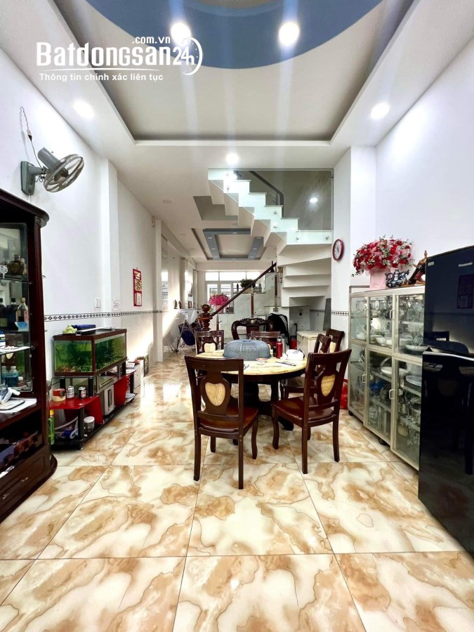Chính chủ bán lỗ nhà 2 tầng, Lê Văn Lương, Phước Kiển, 81m2, chỉ 3.9 tỷ, gần HXH