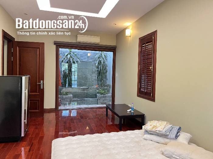 Siêu phẩm Biệt thự Vườn Đào Tây Hồ 200m2 giá 86 tỷ