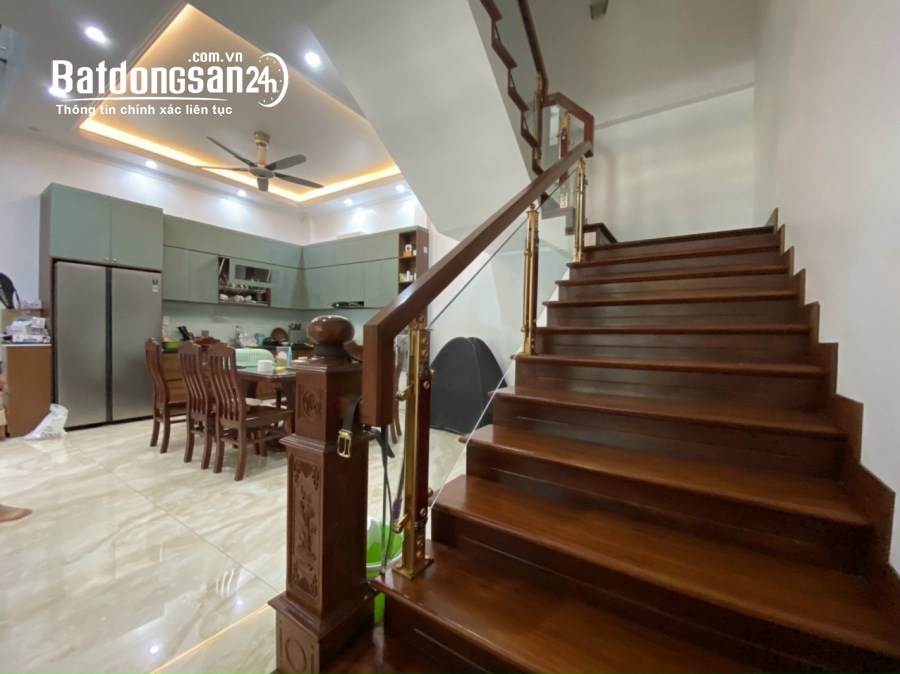Bán nhà KĐT Đông Nam CƯờng, gần Ecopark, TP HD, 76.5m2, 3 tầng, 4 ngủ, gara, nội thất