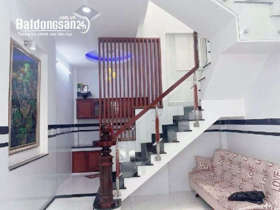 Bán nhà full nt 28m2-2tang Trần Thánh Tông - hxh thông - thu nhập 9tr/th - 3 TỶ NHỈNH