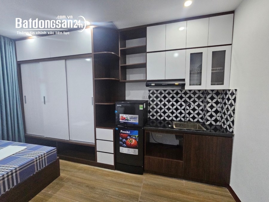 Hiếm Đẹp! Phố Cát Linh 70m2, 6T thang máy, MT6m lô góc 3 thoáng kinh doanh đỉnh Đống 