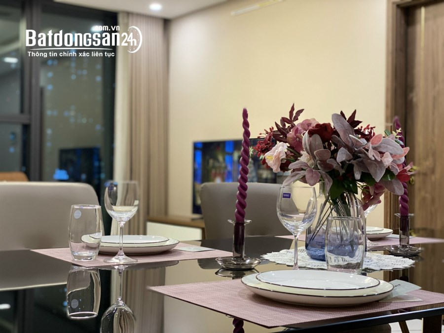 Chỉ 5,7 tỷ bán Cắt Lỗ căn hộ 96m2 3PN tầng 10 view nội khu sunshine city Full NT