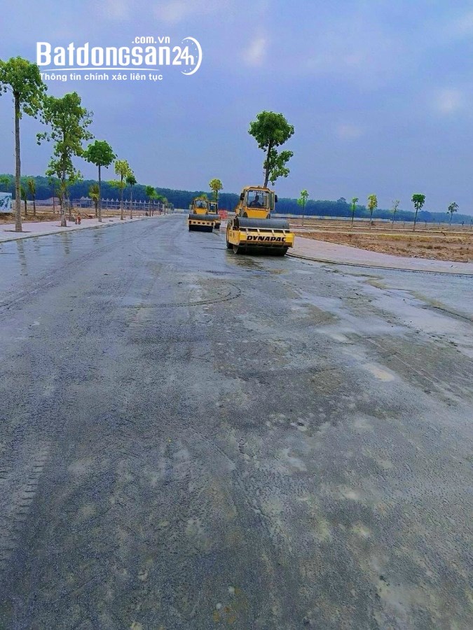 Đất Ngã Ba Cổng Xanh mặt tiền đường DT741 giá "siêu ưu đãi".