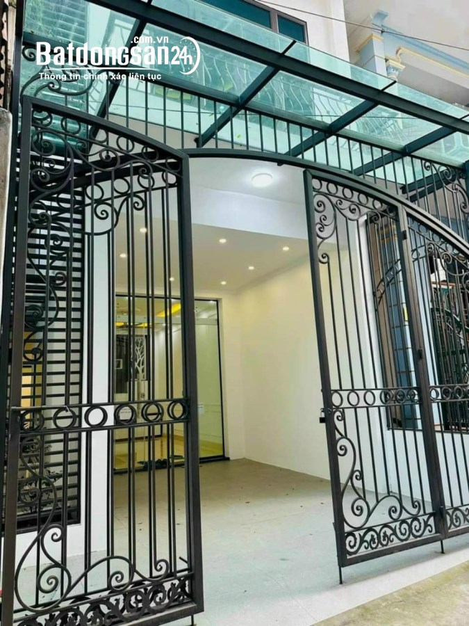 Bán nhà 3 tầng ngõ đường Nguyễn Lương Bằng, TP HD, 83.1m2, mt 4.46m, 3 ngủ, ngõ oto