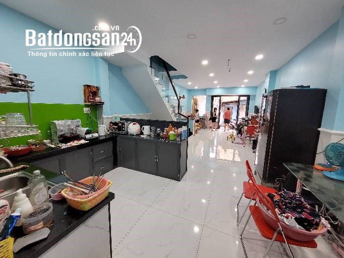 Bán nhà Đường Âu Cơ, Phường 13, Quận Tân Bình