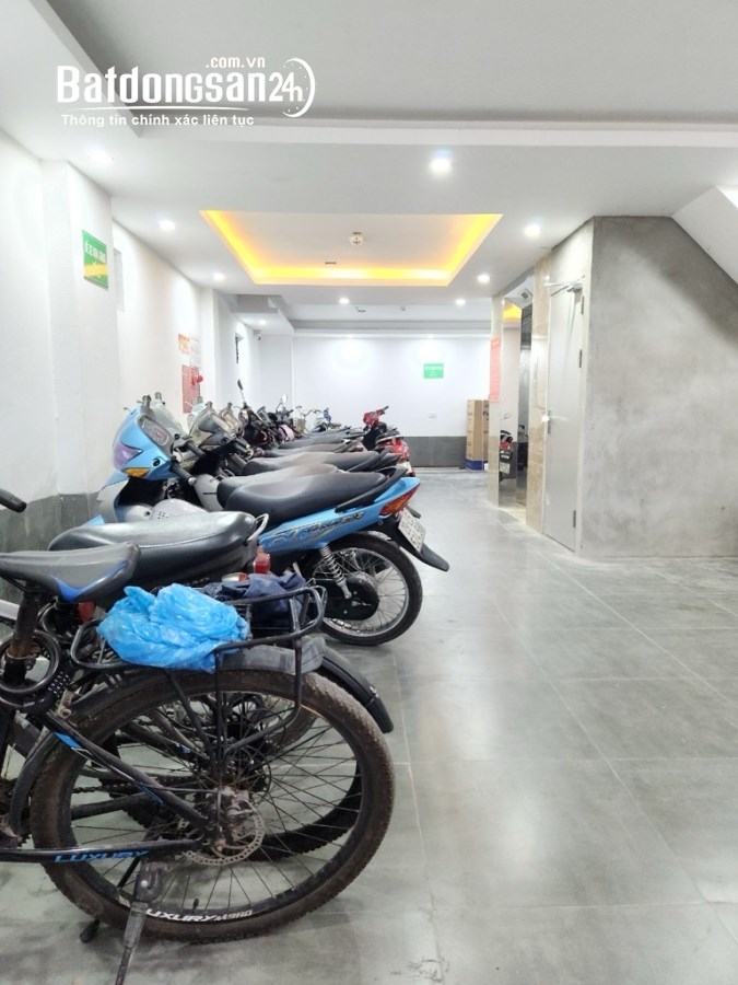 Bán máy in tiền 6 tầng thang máy diện tích 80m giá 16.9 tỷ