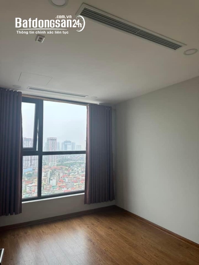 Cho thuê căn hộ chung cư The Park Home - Đường Thành Thái, 80m 2 phòng ngủ đồ cơ bản