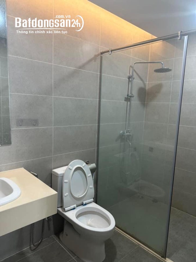 Cho thuê căn hộ chung cư The Park Home - Đường Thành Thái, 80m 2 phòng ngủ đồ cơ bản