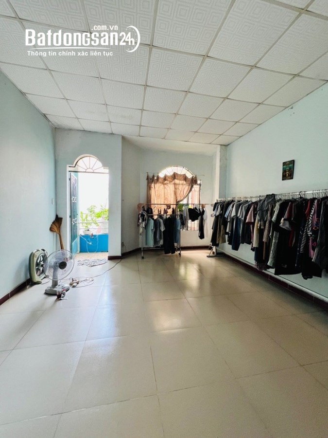 Bán nhà Đường Ni Sư Huỳnh Liên, Phường 10, Quận Tân Bình
