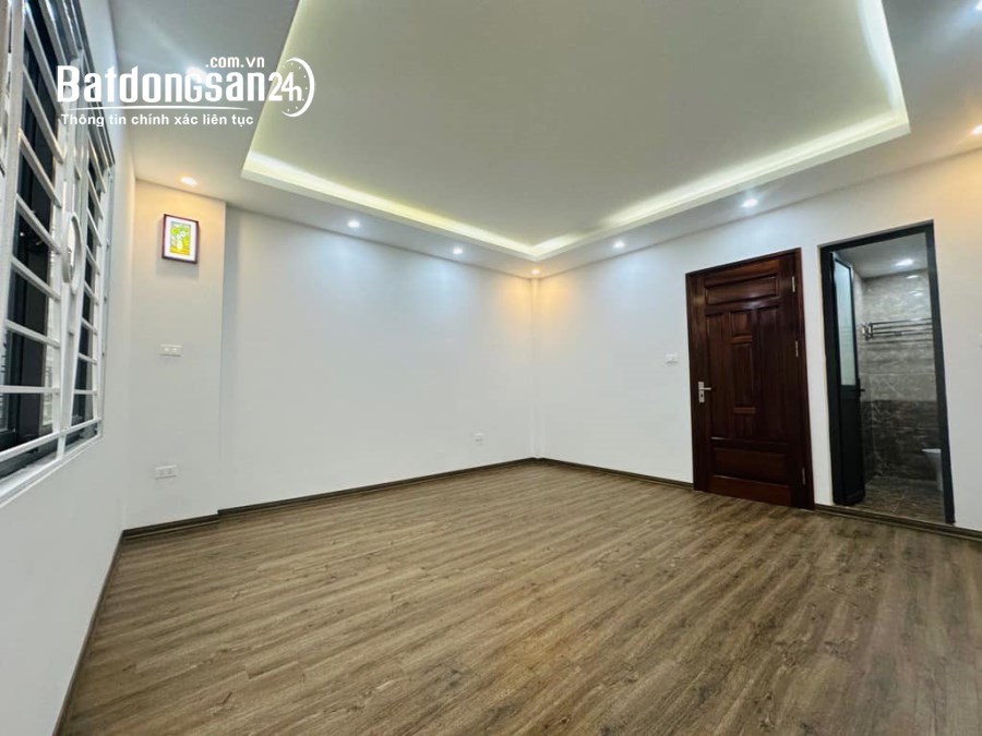 Bán nhà mặt Phố Khuyến Lương, Ô Tô Đỗ Cửa, Full Nội Thất, 5 Ngủ, 5.5 tỷ  