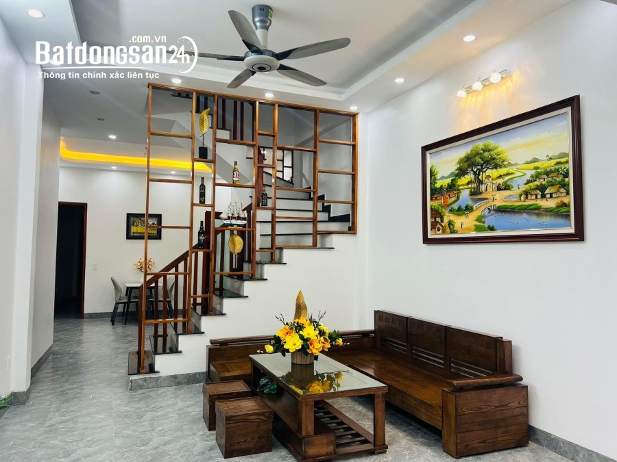 Bán nhà 2 tầng ngõ phố An Ninh, TP HD, 62.5m2, 3 ngủ, thiết kế đẹp, giá tốt, trung tâ