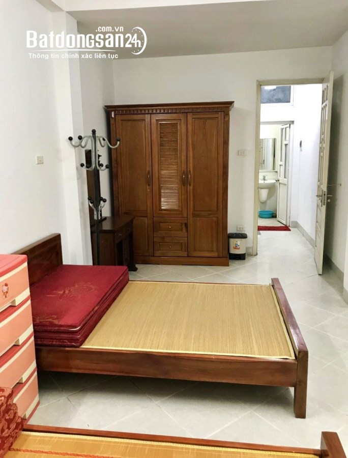 Cho thuê nhà nguyên căn Trần Thái Tông Cầu Giấy 38m x 4T giá 15tr