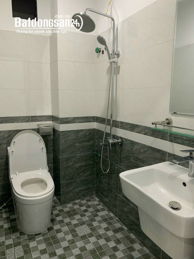 BÁN NHÀ TỔ 5 QUANG LÃM HÀ ĐÔNG   31M 4T  X   MT6M X 3.6 TỶ. GẦN ĐẠI HỌC ĐẠI NAM .GẦN 