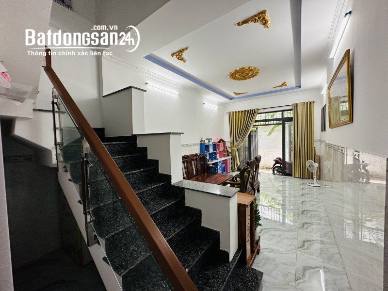 Tin Thật100%: Hoàng Hữu Nam,Long Thạnh Mỹ,65 m2,2 lầu,2 PN.Chỉ 4.6 tỷ.