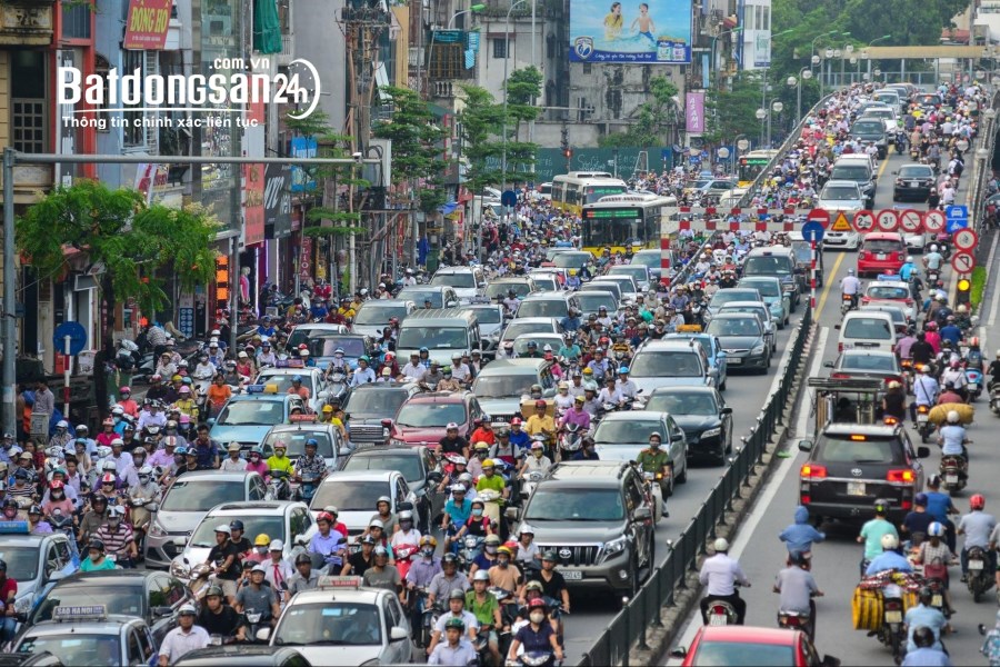 BÁN NHÀ MẶT PHỐ GIẢI PHÓNG, HBT, 44M, 4 TẦNG, KINH DOANH NGÀY ĐÊM