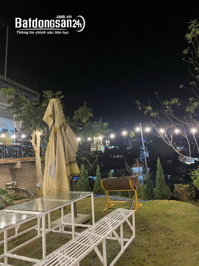 BÁN GẤP KHÁCH SẠN 2 MẶT TIỀN NGAY TRUNG TÂM VIEW THÀNH PHỐ