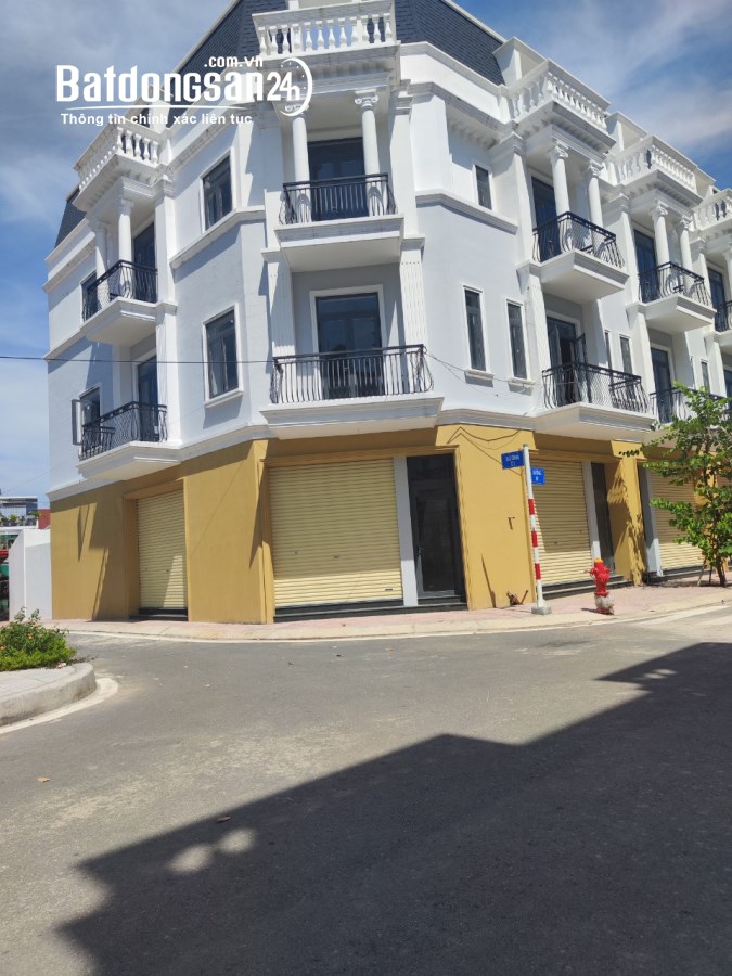 Bán nhà mặt phố Đường Nguyễn Trung Trực, Xã An Vĩnh Ngãi, Thành phố Tân An