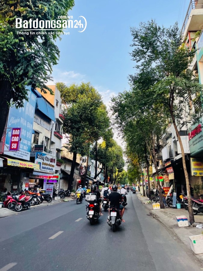 Bán nhà Nguyễn Thái Bình, 23m2, chỉ 2 tỷ 8, vuông vức