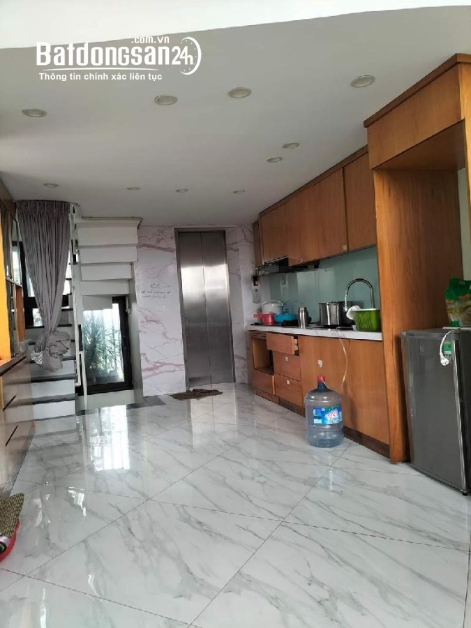 Gara Ô Tô-7 Tầng Thang Máy-DT 37m²-MT 3,5m-Ngọc Chi-Vĩnh Ngọc-Đông Anh