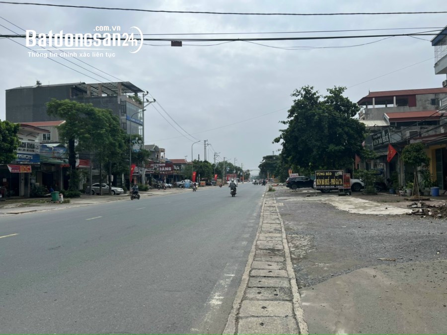 Bán 11873.1m2 đất Thương mại, dịch vụ mặt đường QL6 thị trấn Lương Sơn giá 3.4tr/m2