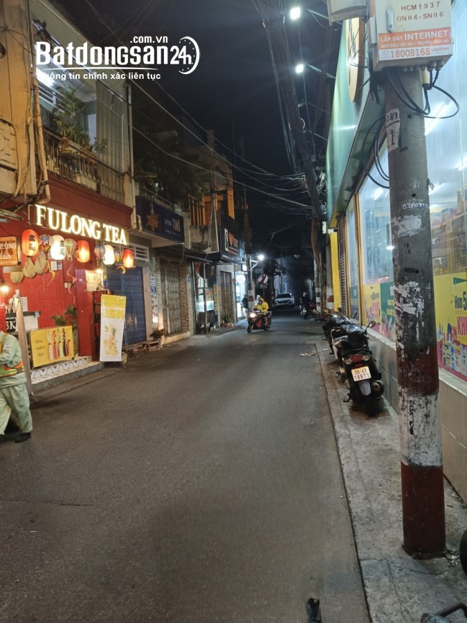 Bán nhà riêng đường Võ Thành Trang, Tân Bình- 3 tầng BTC 69 3 4 17.5, giá 11.2 tỷ