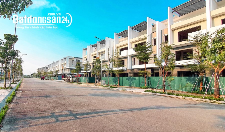 Bán nhà BGI 3 tầng ngang 7m - giá chỉ 5.x tỷ - Liền kề AEON MALL HUẾ giá F0 