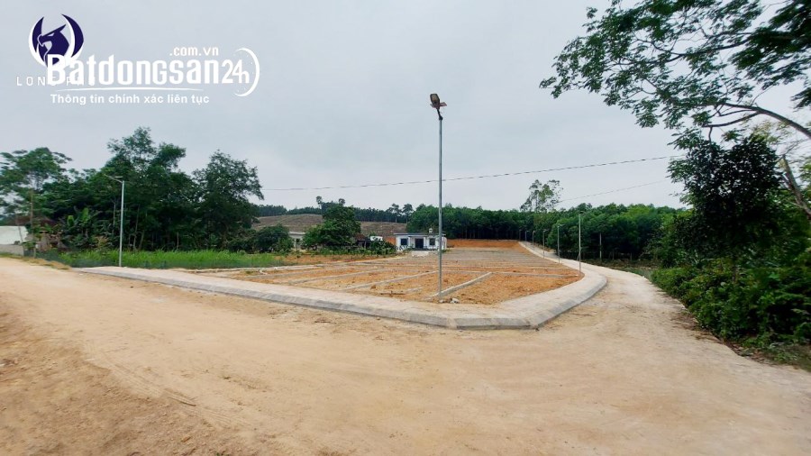 Chính chủ bán lô đất gần hồ Ao Lốc, sổ đỏ riêng từng lô, đất ở sở hữu lâu dài, giá rẻ
