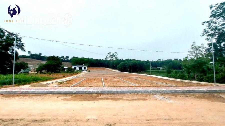 Chính chủ bán lô đất gần hồ Ao Lốc, sổ đỏ riêng từng lô, đất ở sở hữu lâu dài, giá rẻ