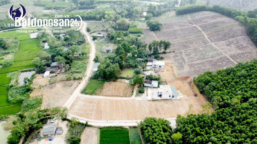Chính chủ bán lô đất gần hồ Ao Lốc, sổ đỏ riêng từng lô, đất ở sở hữu lâu dài, giá rẻ