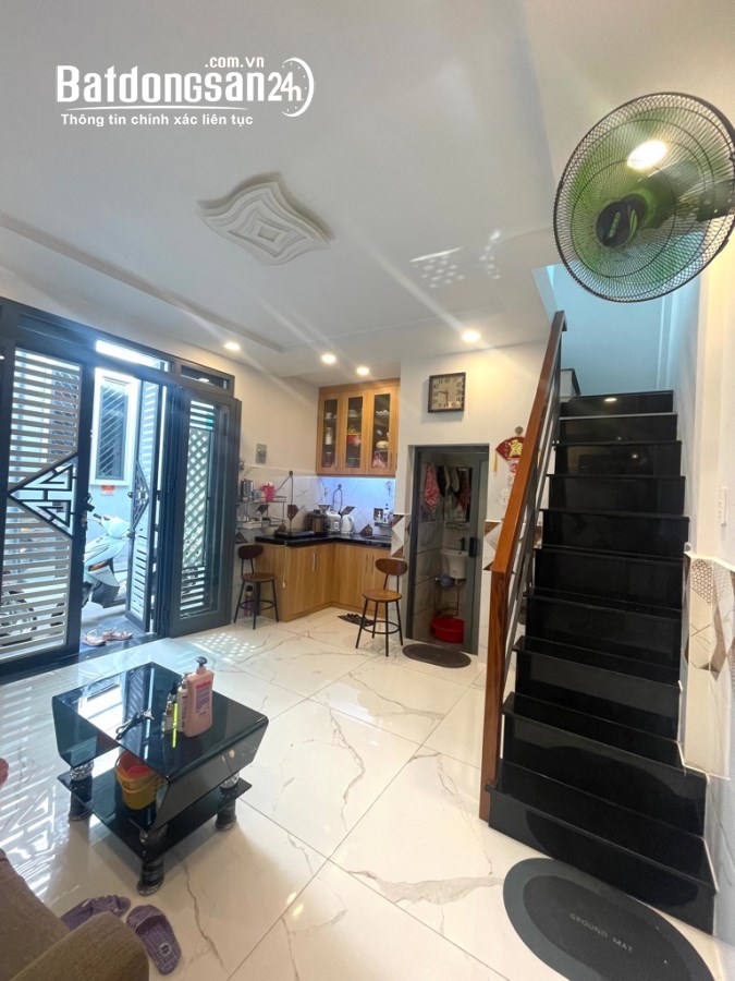 Nhà mới Hiệp Nhất, 20m2, 2 tỷ 9, 4x5m, hẻm thông Lê Bình
