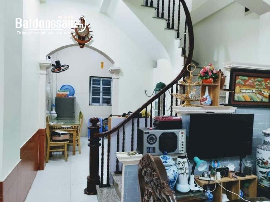 Bán Nhà Xuân Tảo, Ngõ Ô Tô Thông, 38m2, 8 Tỷ.