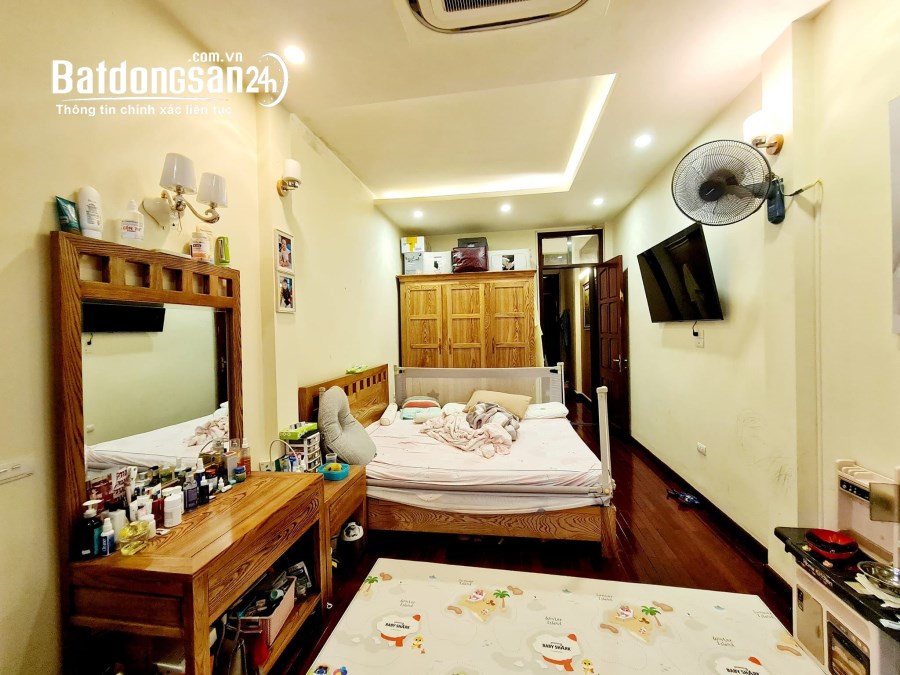 Bán Nhà Riêng Ngõ 69A Hoàng Văn Thái 55m2, 4T, 2 Thoáng, Chỉ 7,8Tỷ