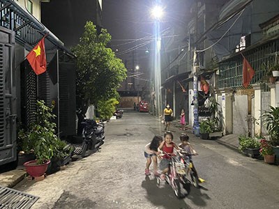CHO THUÊ NHÀ GIÁ RẺ HẺM XE HƠI TRUNG TÂM PHƯỜNG BÌNH HƯNG HÒA, QUẬN