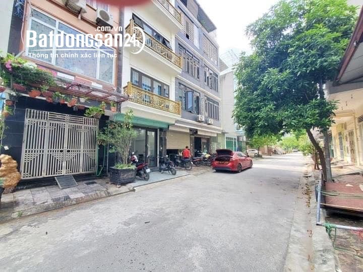 Bán đất Đường Lạc Long Quân, Phường Nhật Tân, Quận Tây Hồ